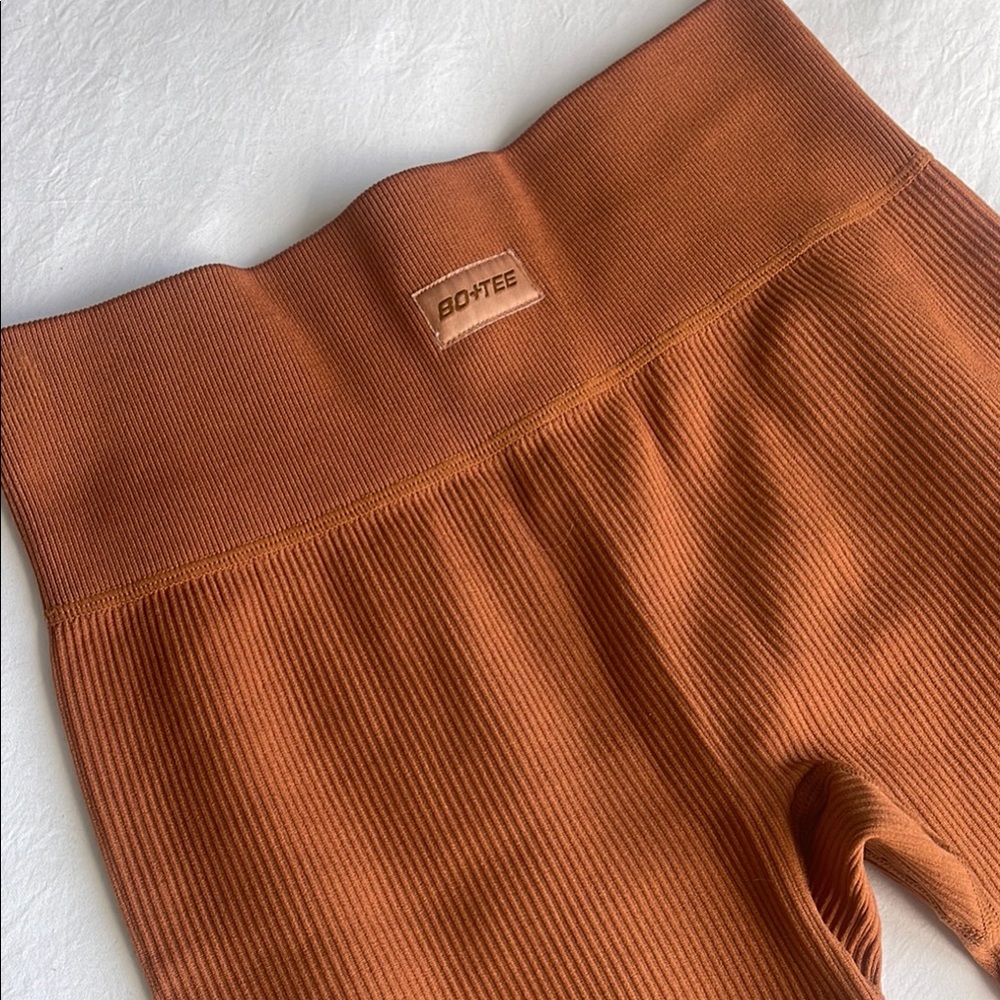 Women's Ribbed High-Waist leggings - Brown